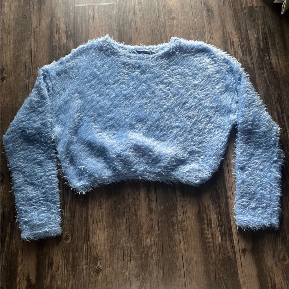 Zara Light Blue Eyelash Cropped Sweater Sz M